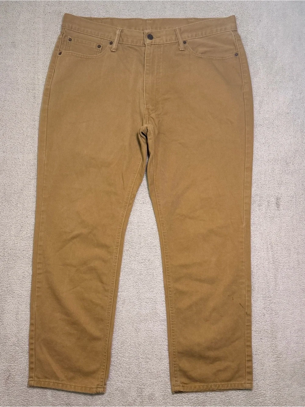 Levis durable tan